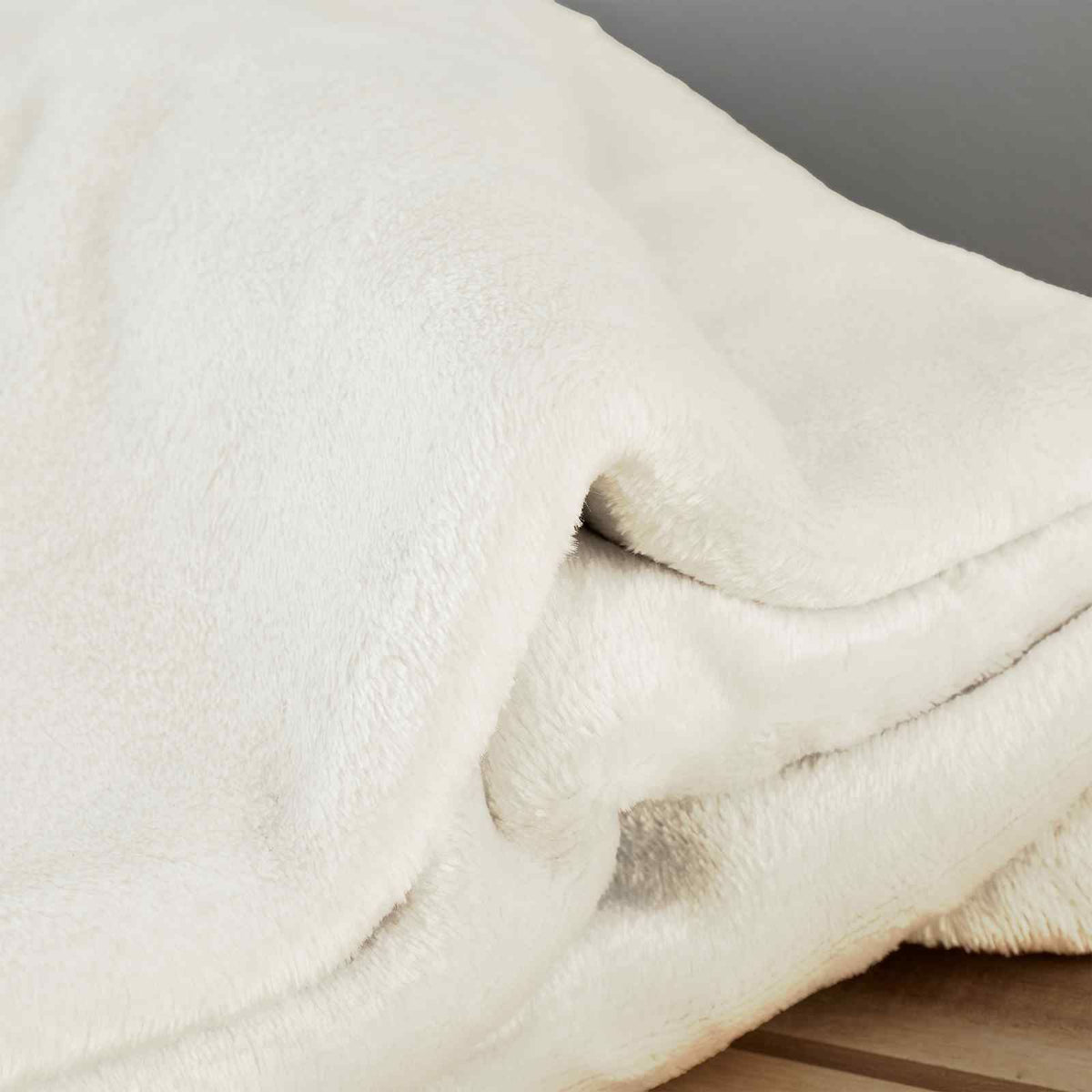 Raschel Velvet Touch Cream Blanket Throw