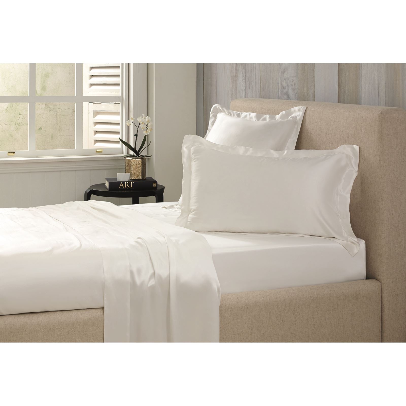 Lanham Snow Tailored Pillowcase