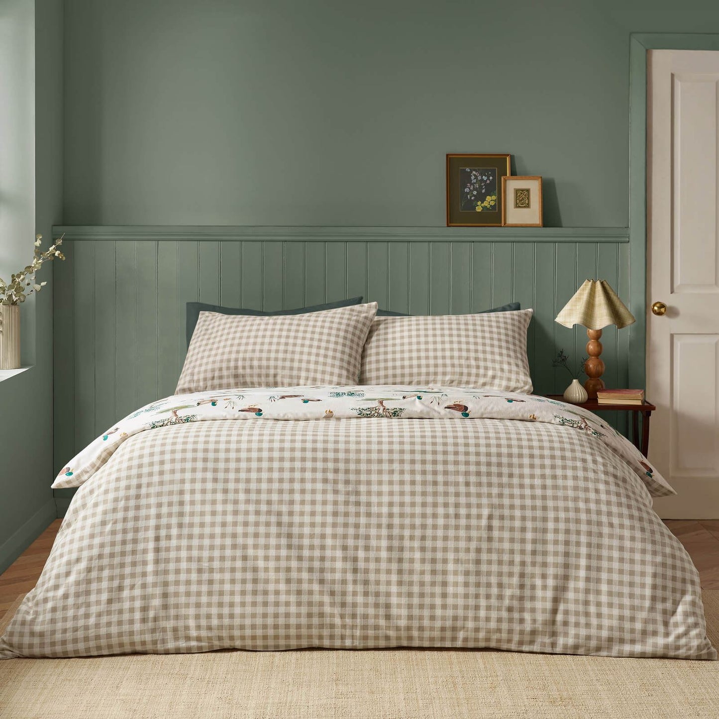Catherine Lansfield Brushed Mallards Printed Reversible Cotton Bedding Duvet Cover Set Cream
