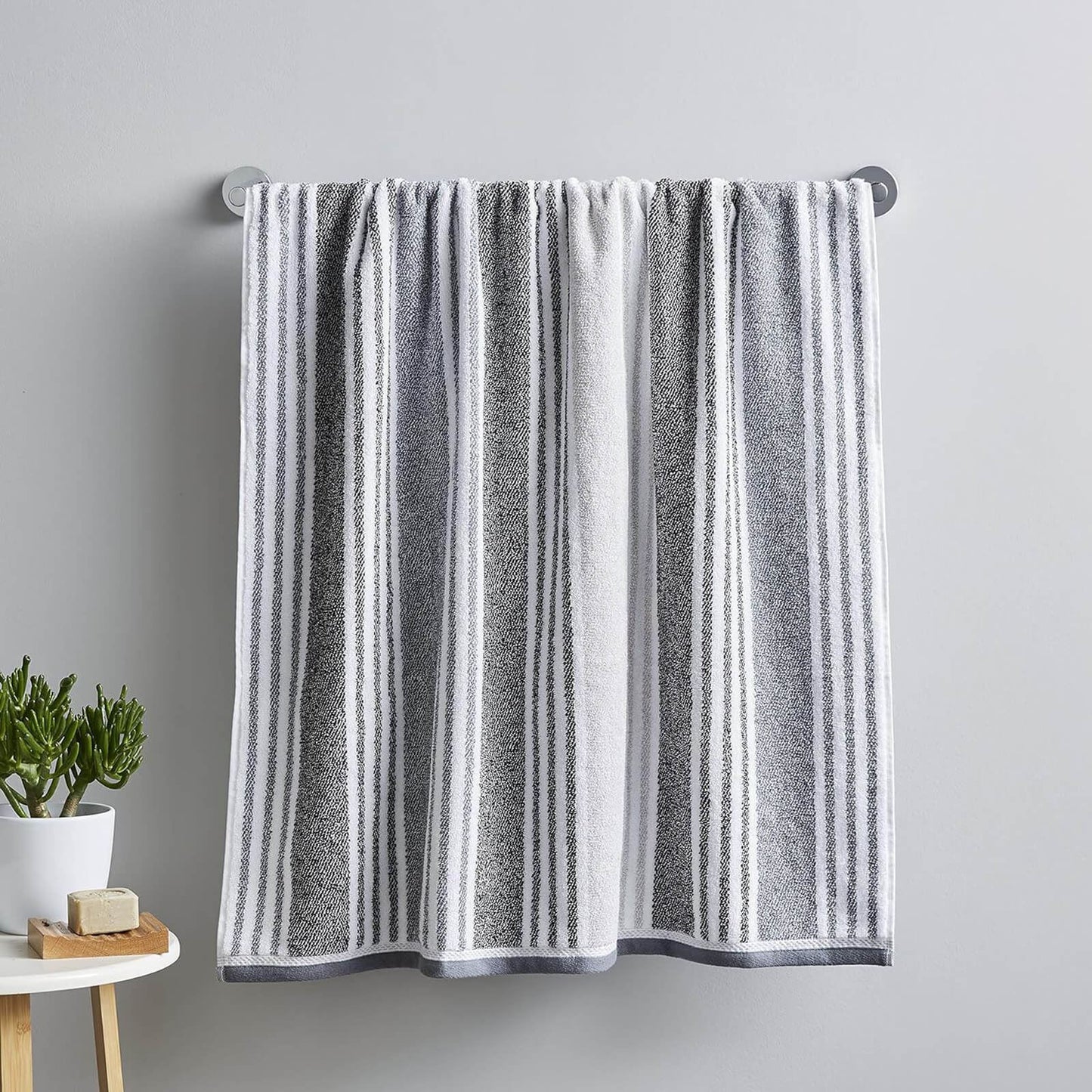 Kelso 450gsm Soft & Absorbent Charcoal Bath Towel