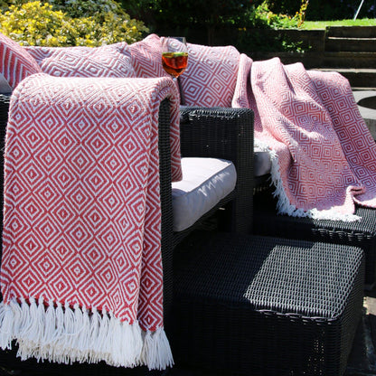 Hug Rug Woven Diamond Throw Coral Pink 130X180 Rug