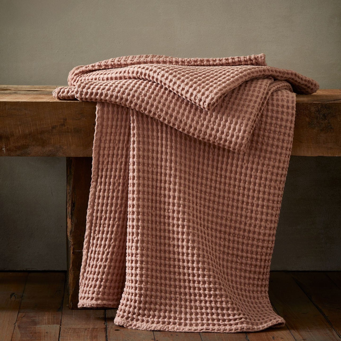 Pineapple Elephant Jaipur Chunky Waffle Pink Blanket Throw - 150x200cm