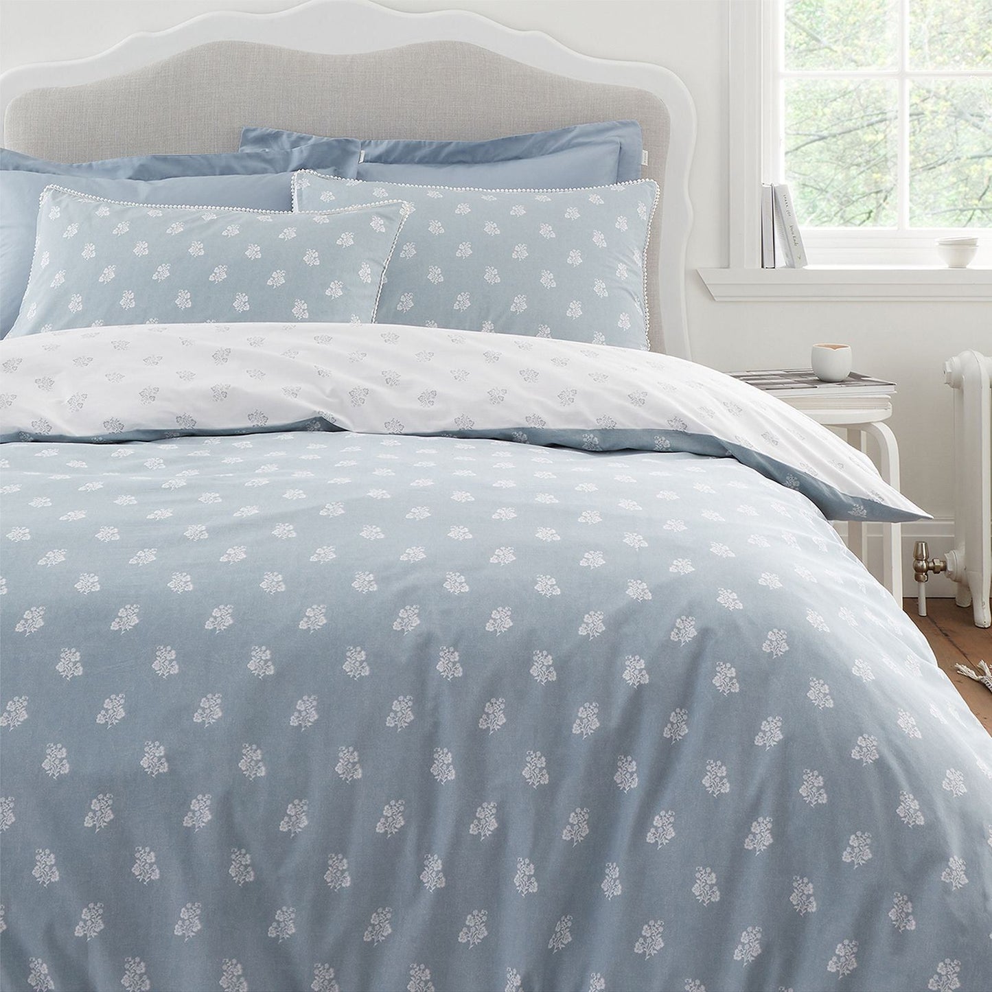 Bianca Esme Floral White / Blue Duvet Cover Set