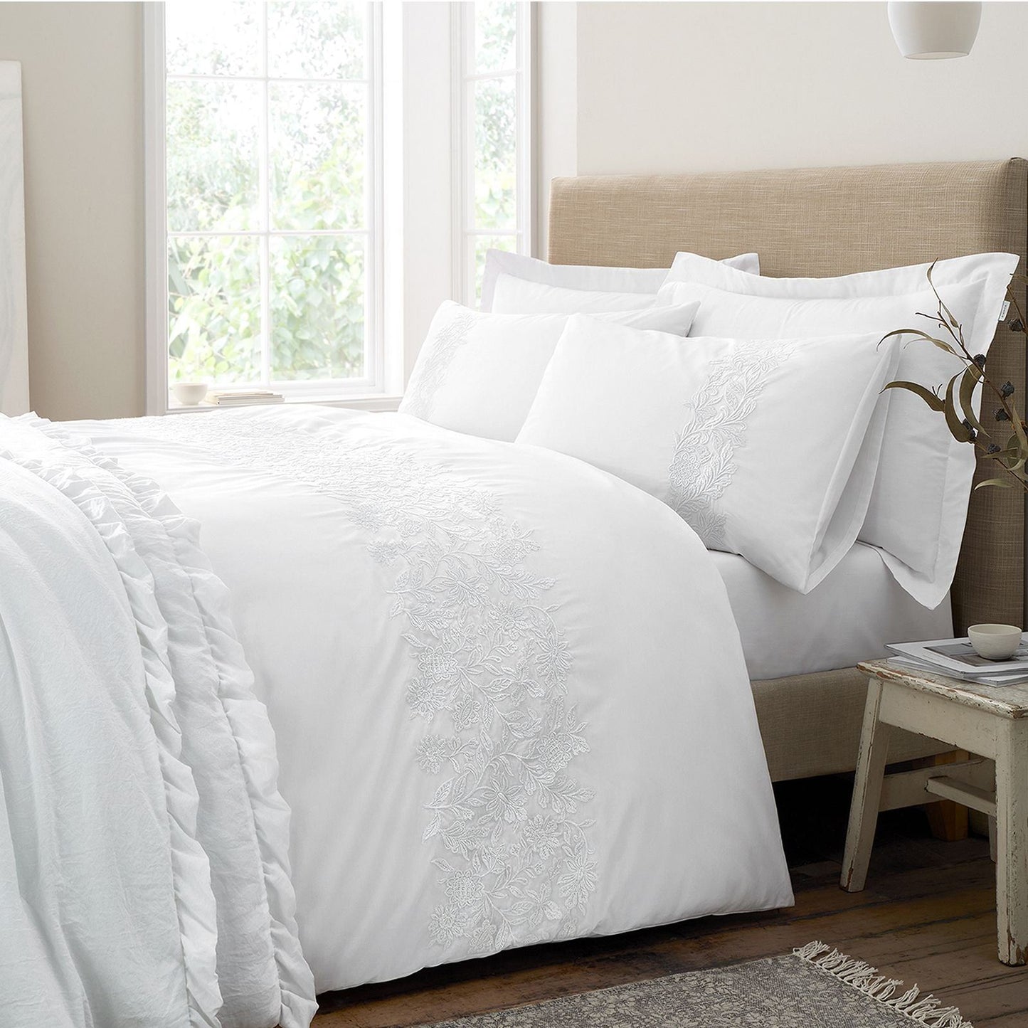 Bianca Embroidery Floral White Duvet Cover Set