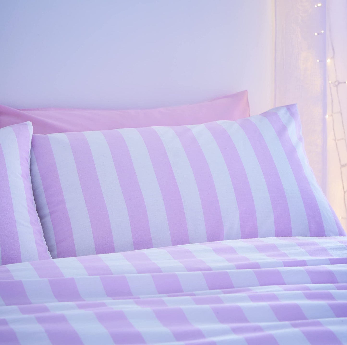 Stripe Tease White/Pink Duvet Set