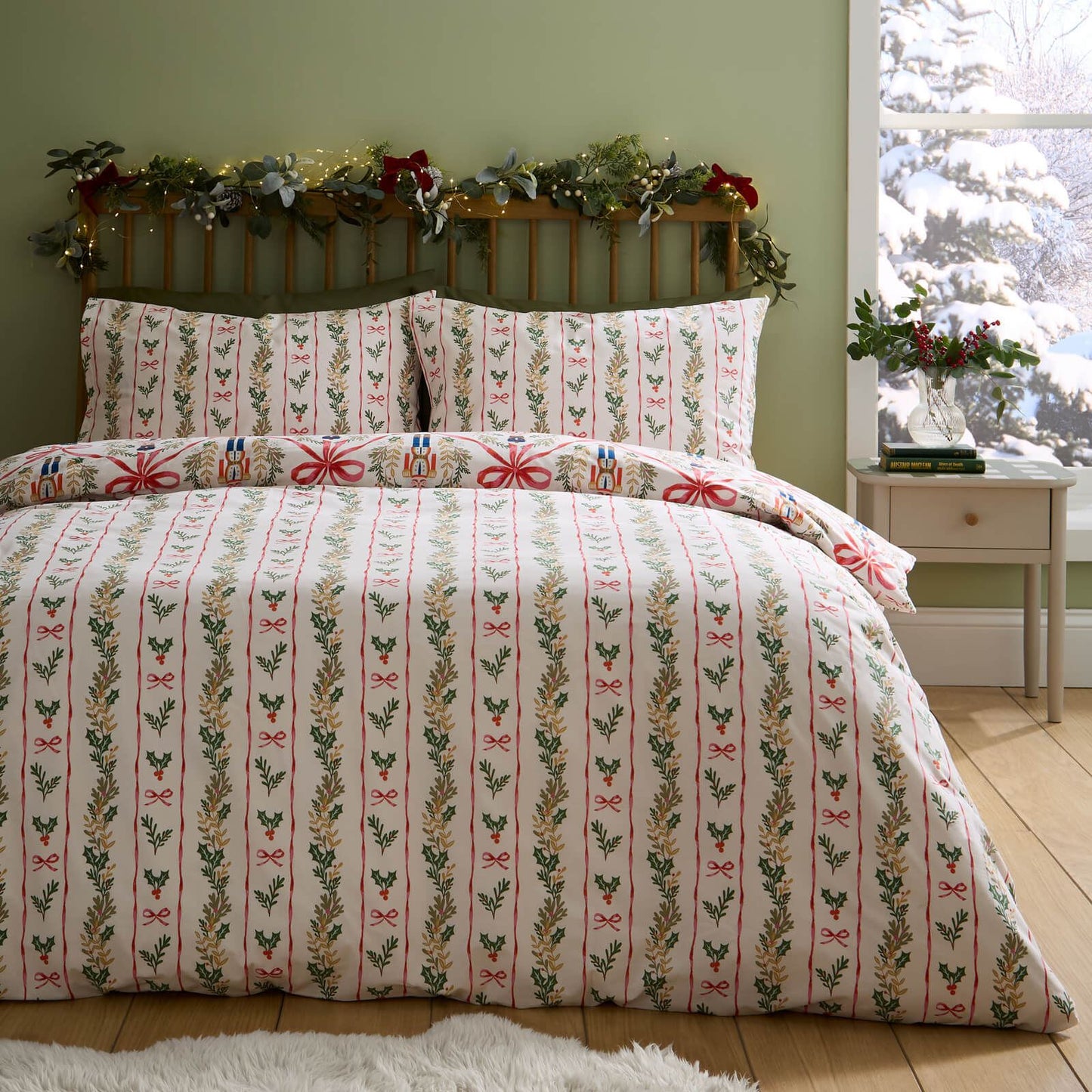 Catherine Lansfield Christmas Nutcracker Bows Reversible Cotton Bedding Duvet Cover Set Natural