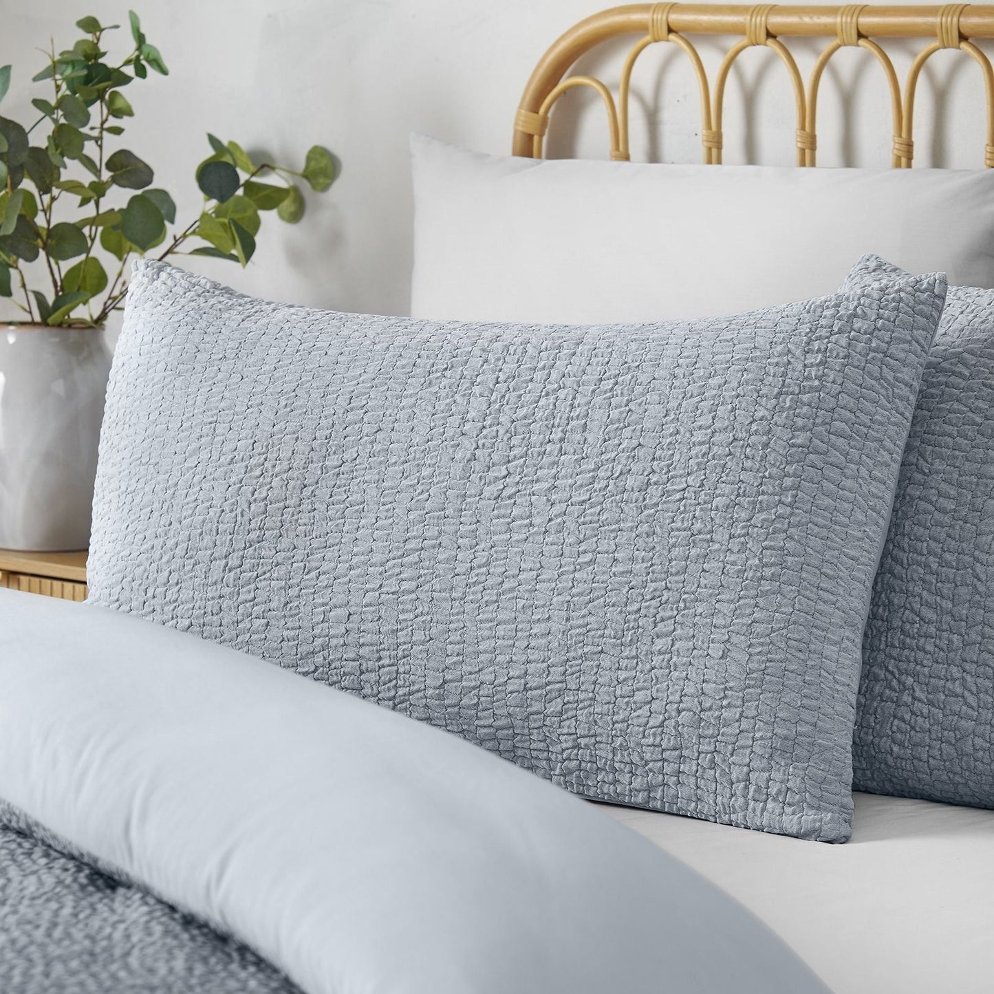 Catherine Lansfield Crinkle Seersucker Blue Duvet Cover Set
