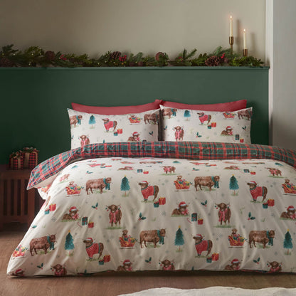 Catherine Lansfield Christmas Highland Cow Reversible Cotton Bedding Duvet Cover Set Natural