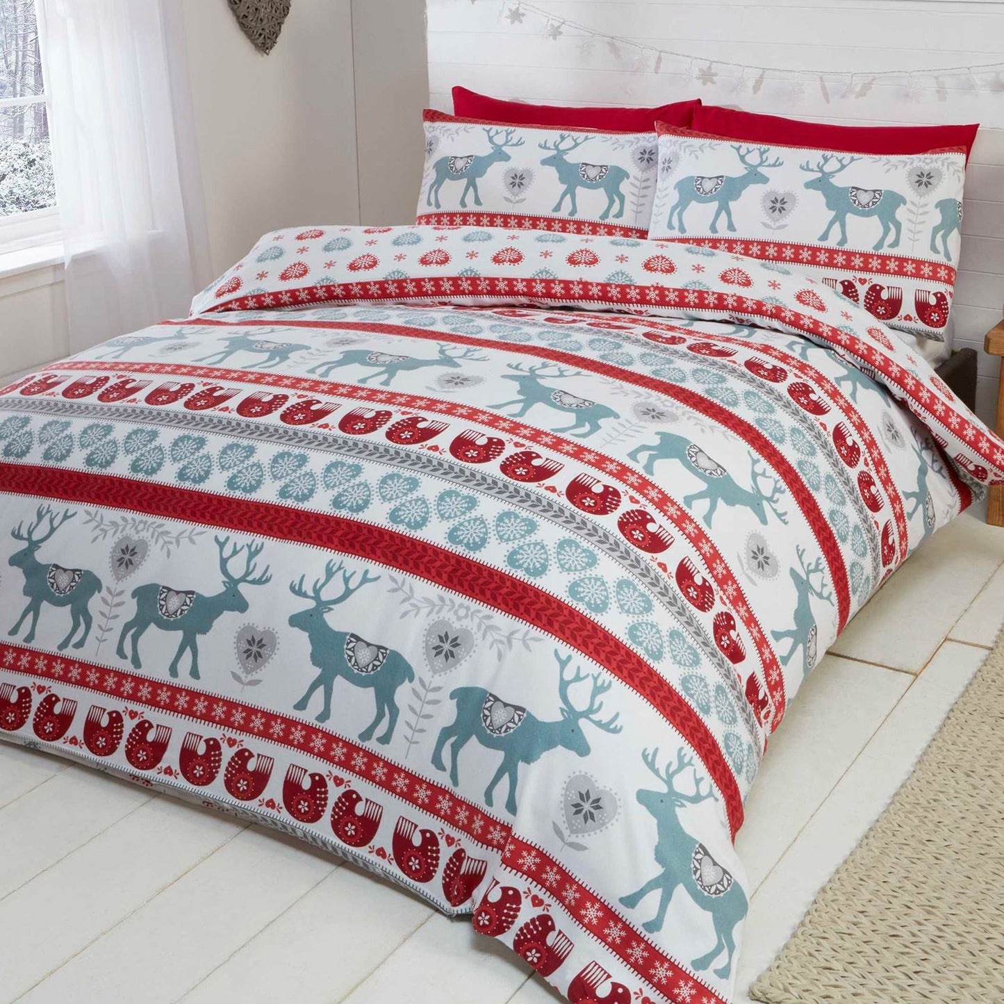 Scandi Red Duvet Set