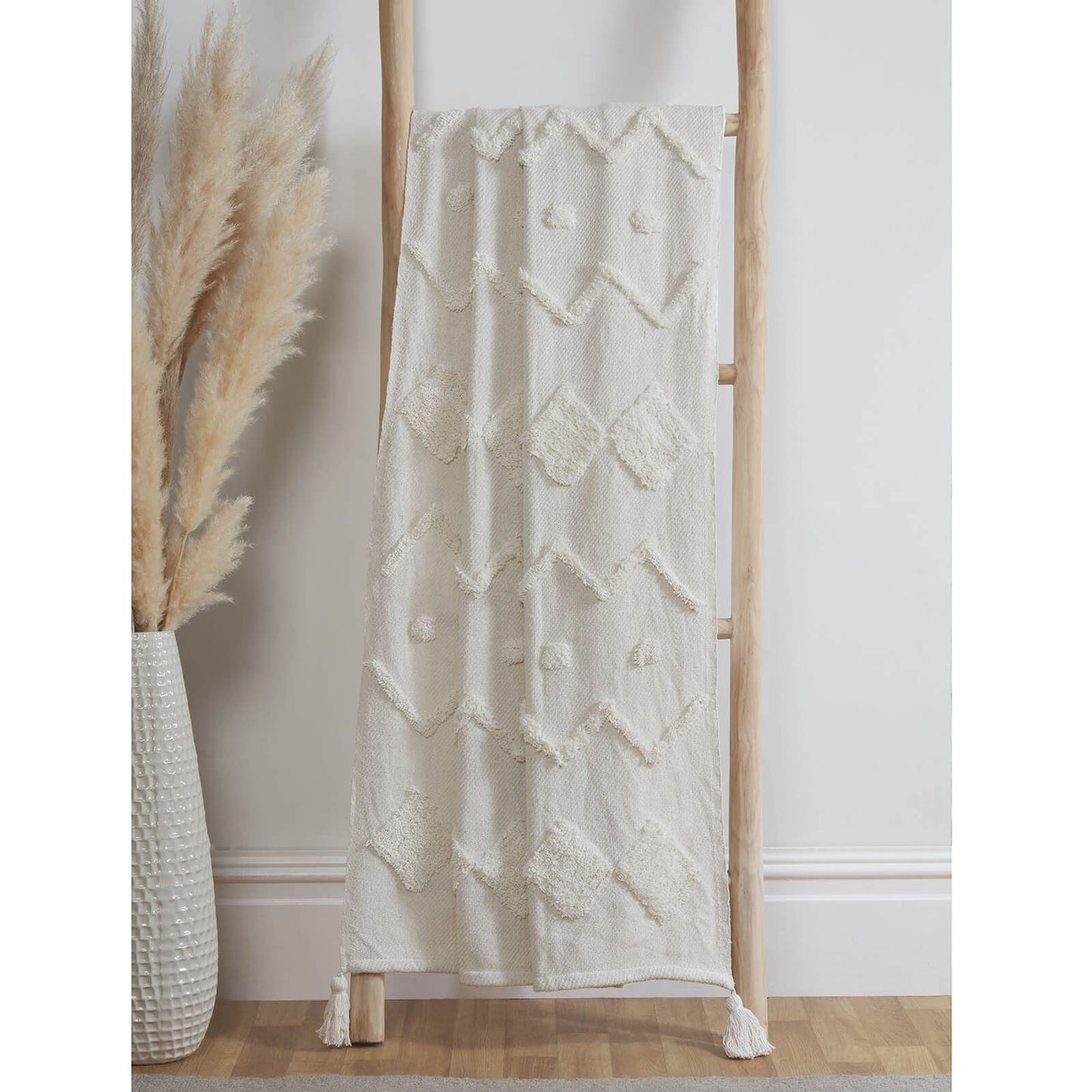 Juniper Tufted Cream Throw