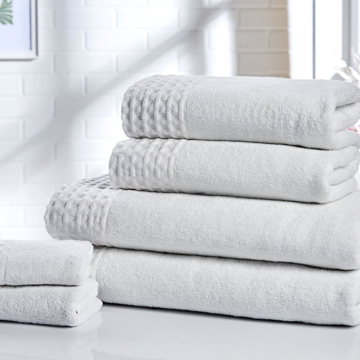 Retreat White Face Towel