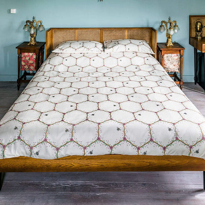 Honeycomb Printed Cream Duvet Set