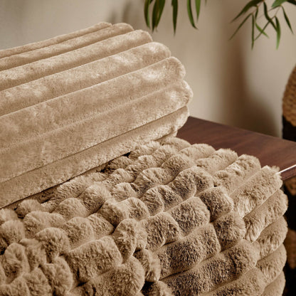 Cosy Ribbed Faux Fur Soft Blanket Throw Natural