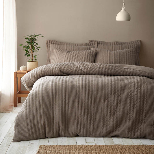 pineapple-elephant-tamba-jersey-stripe-quilted-oxford-pillowcase-pair-mole