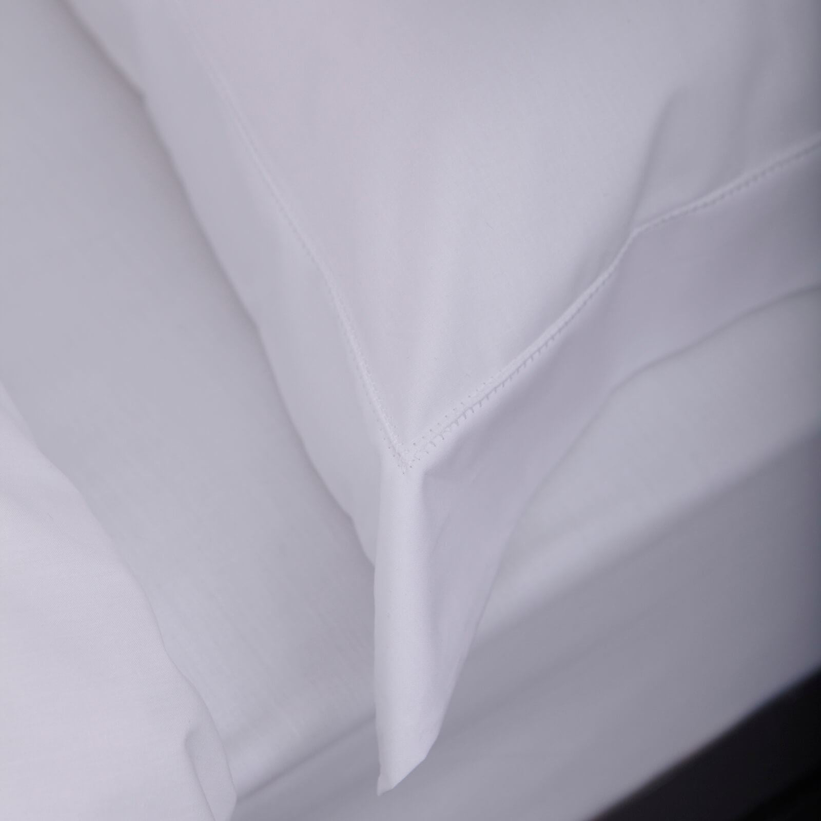 Sestina White Pillowcase Pair