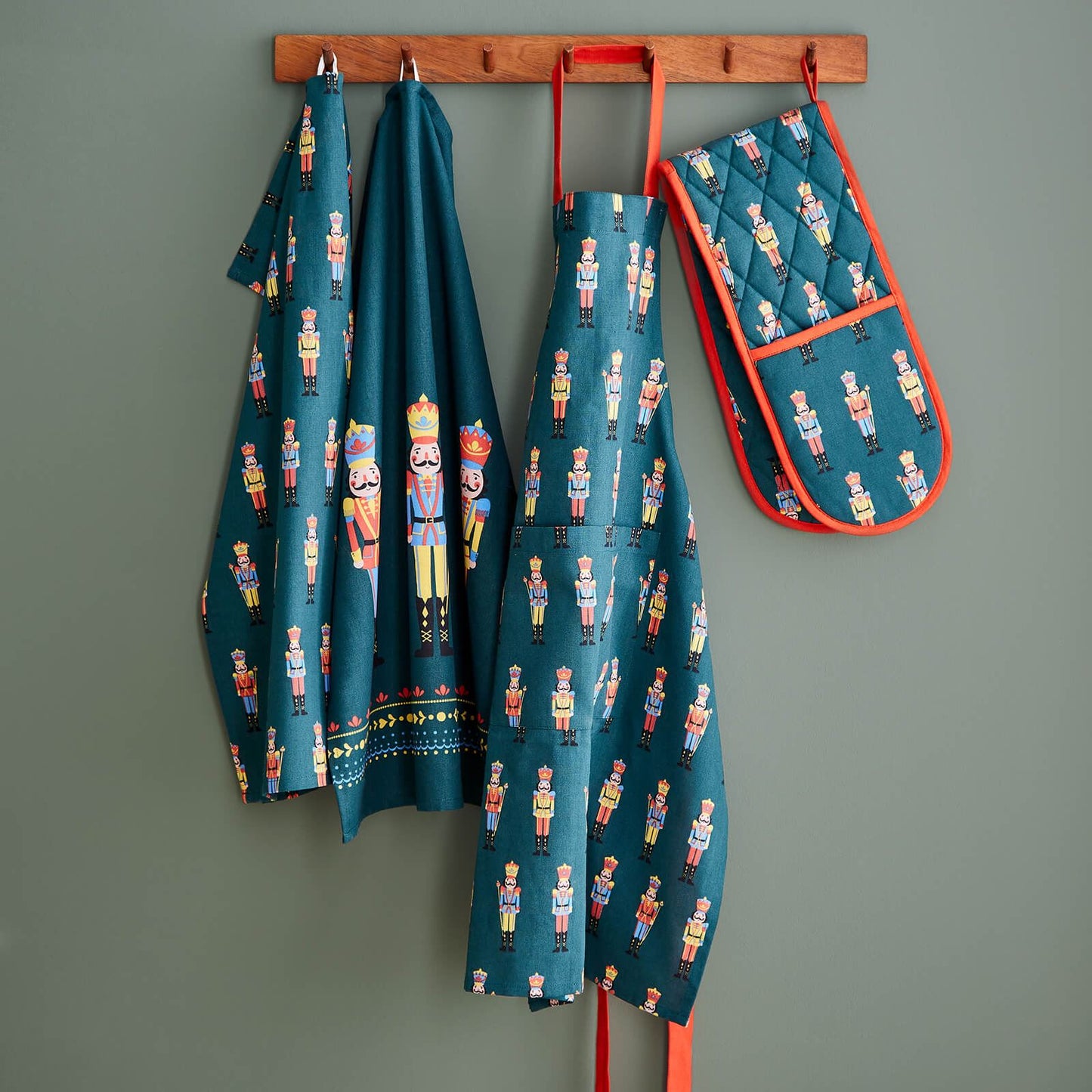 Christmas Nutcracker Green Tea Towel 50x75 cm