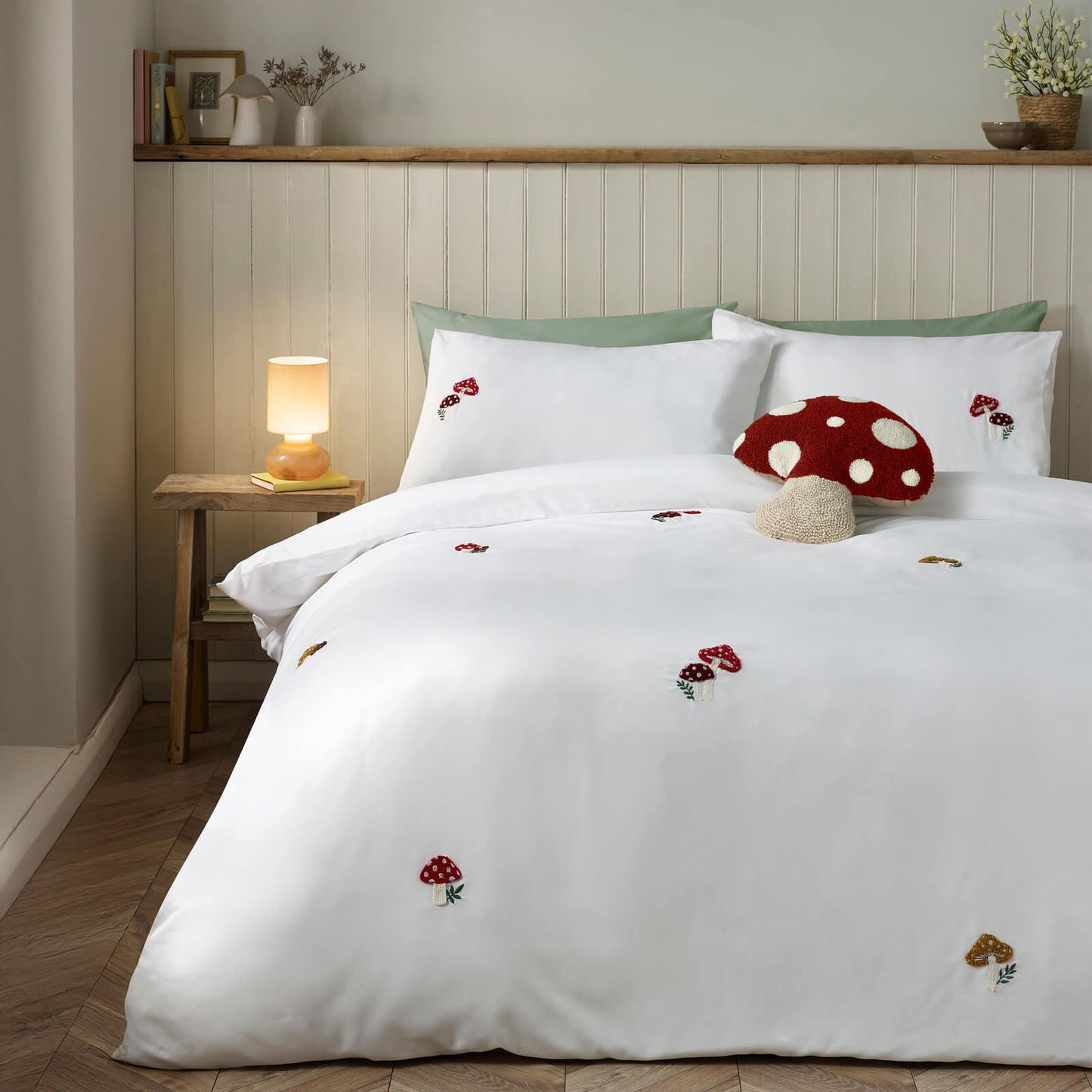 Catherine Lansfield Woodland Crochet Embroidered Bedding Duvet Cover Set White