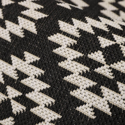 County Genesis Black Rug