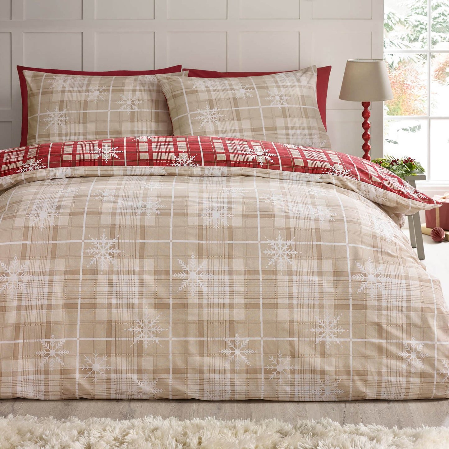 Catherine Lansfield Christmas Scandi Checked Reversible Bedding Duvet Cover Set Red