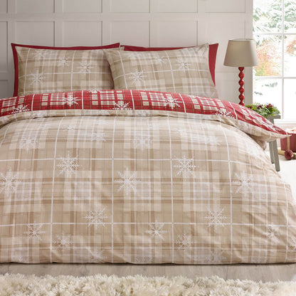 Catherine Lansfield Christmas Scandi Checked Reversible Bedding Duvet Cover Set Red