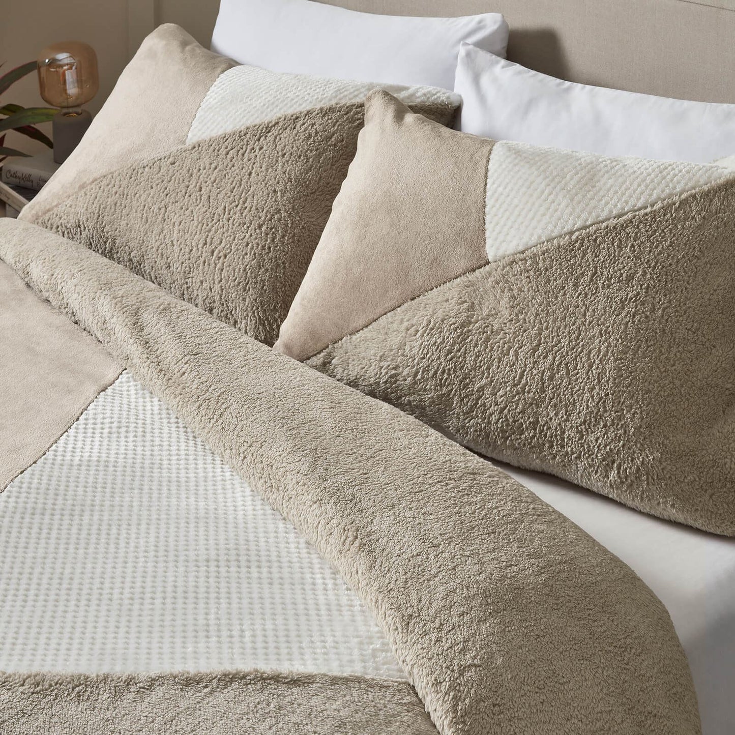 Cosy Larsson Geo Fleece Natural Duvet Cover Set