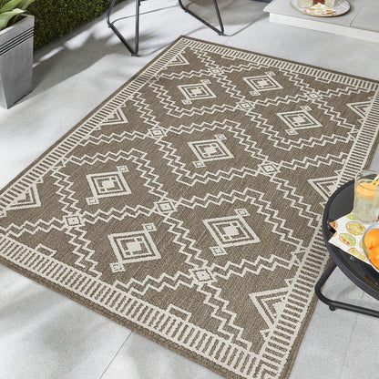 Origins Atlas Diamond Coffee Rug