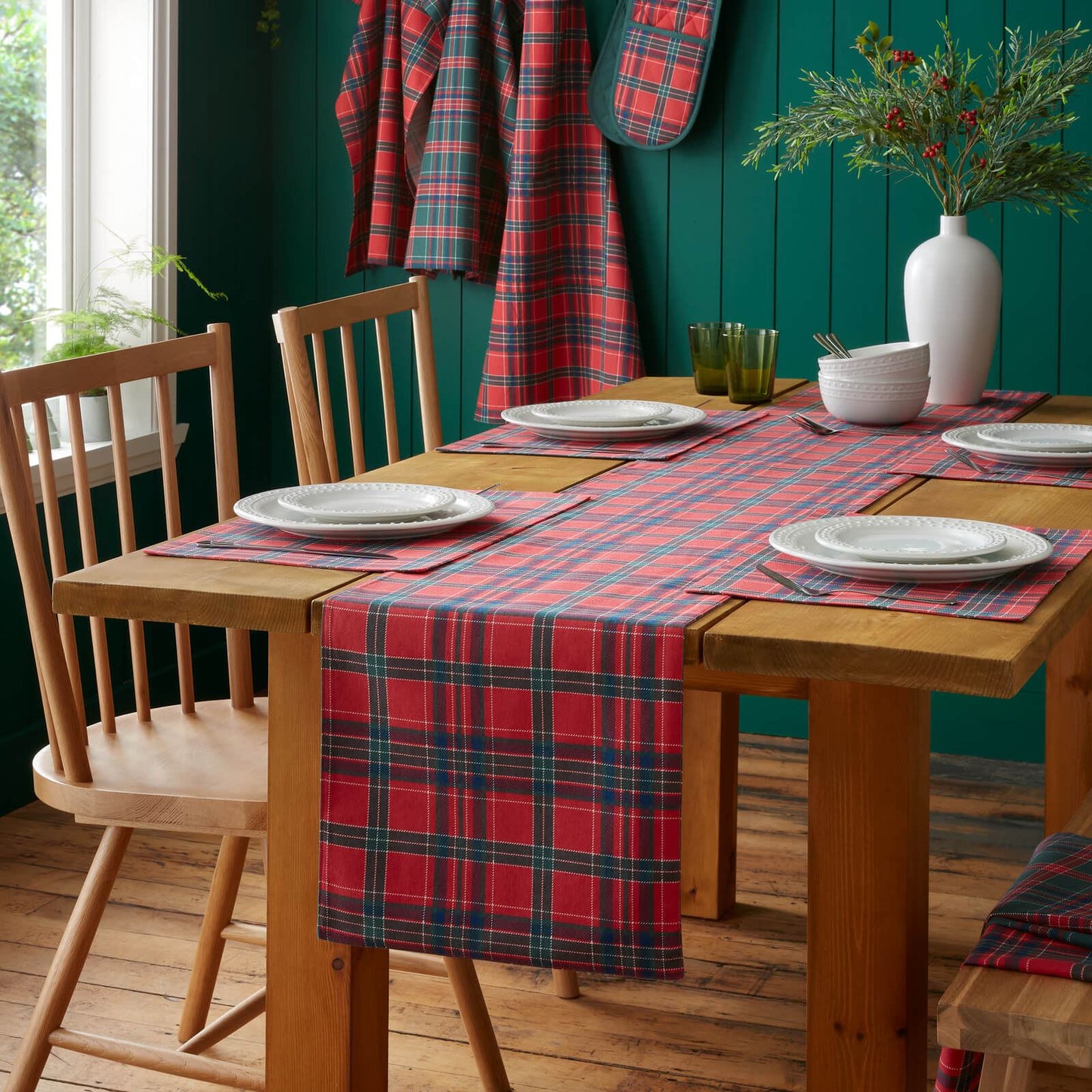 Catherine Lansfield Christmas Tartan Check Cotton Reversible Dining Table Runner Red / Green - 32x220cm