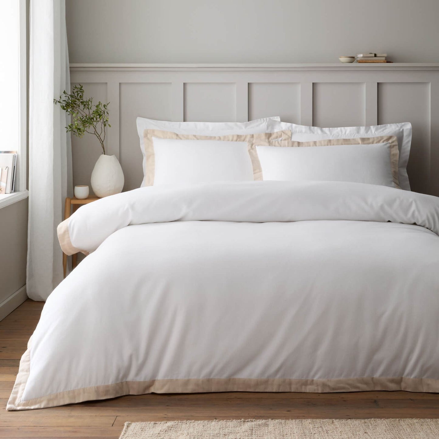 Bianca Fine Linens Tailored Cotton Bedding Duvet Cover Set White / Natural
