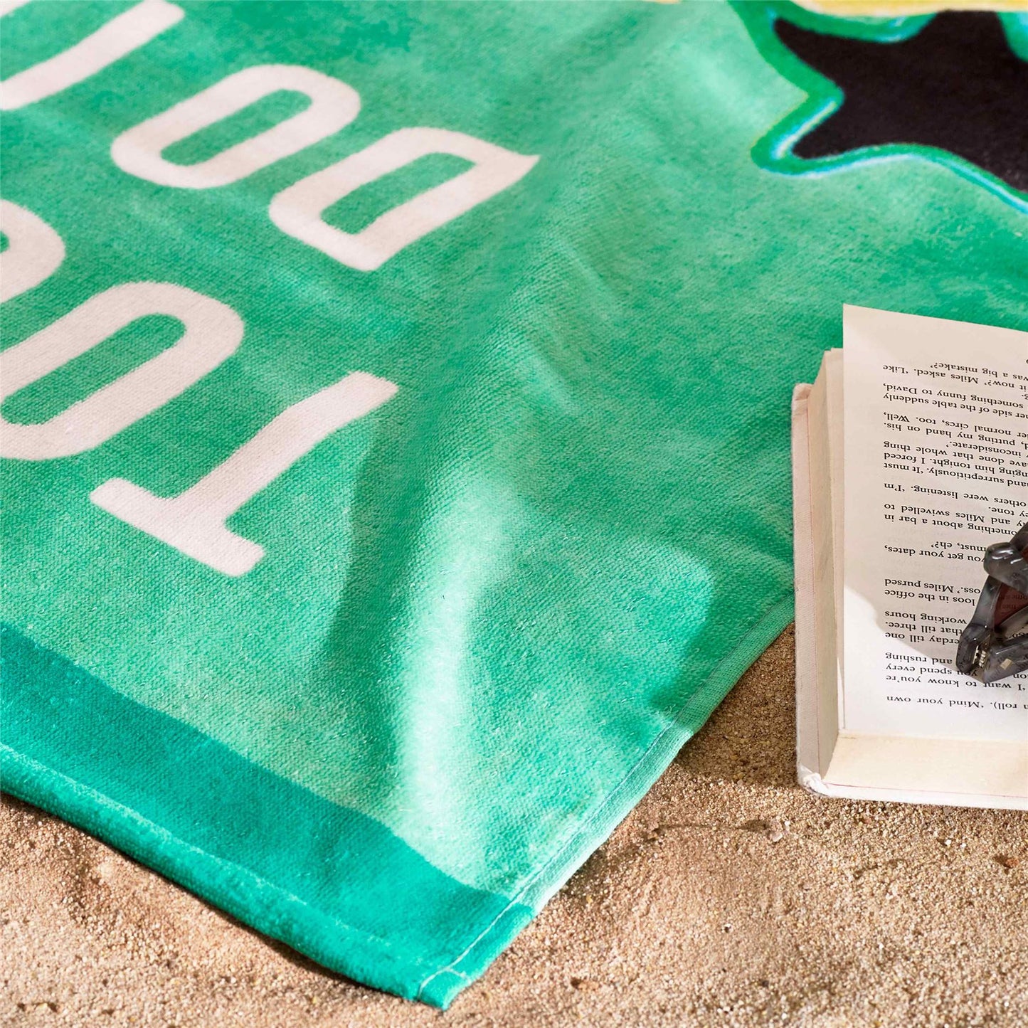 Toucan Do It Green Beach Towel