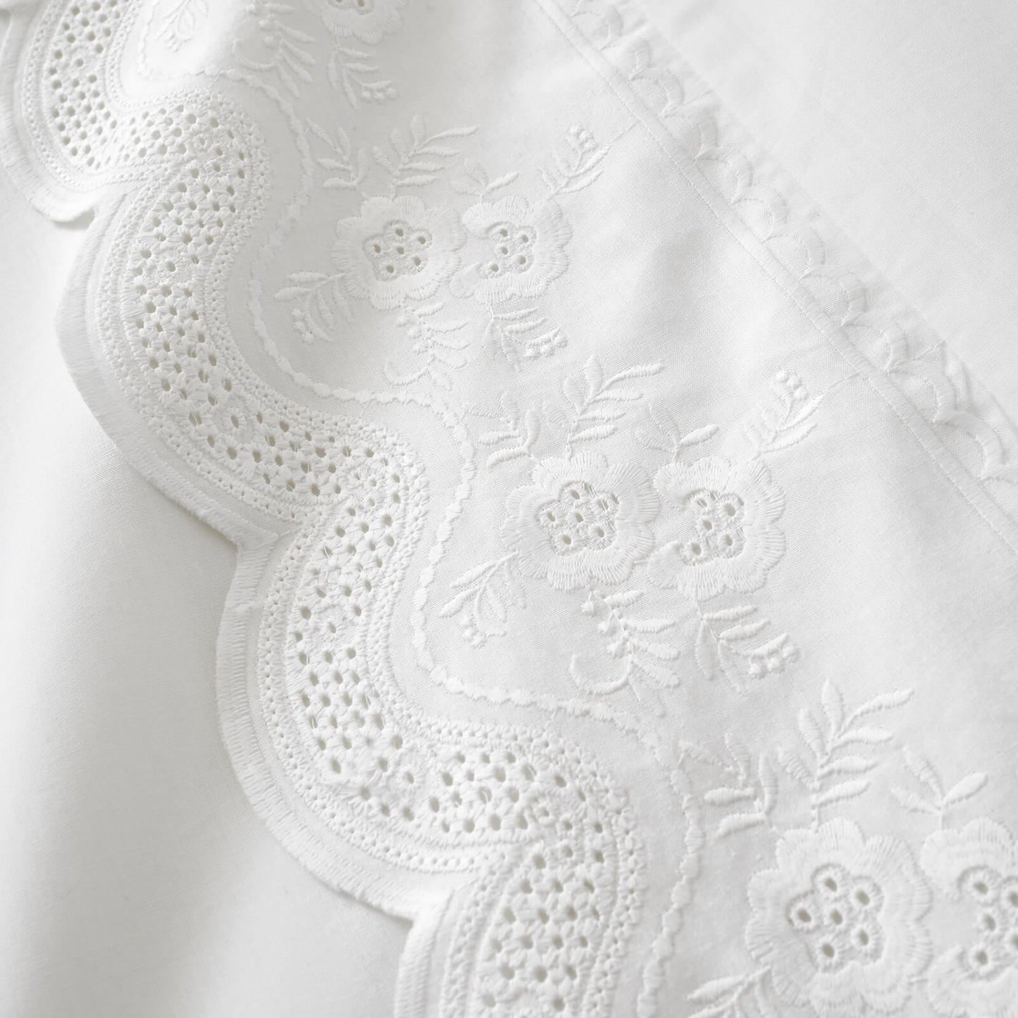 Bianca Fine Linens Elise Lace Cotton Bedding Duvet Cover Set White