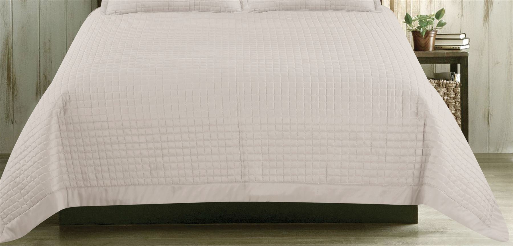 Harrogate Latte Bedspread