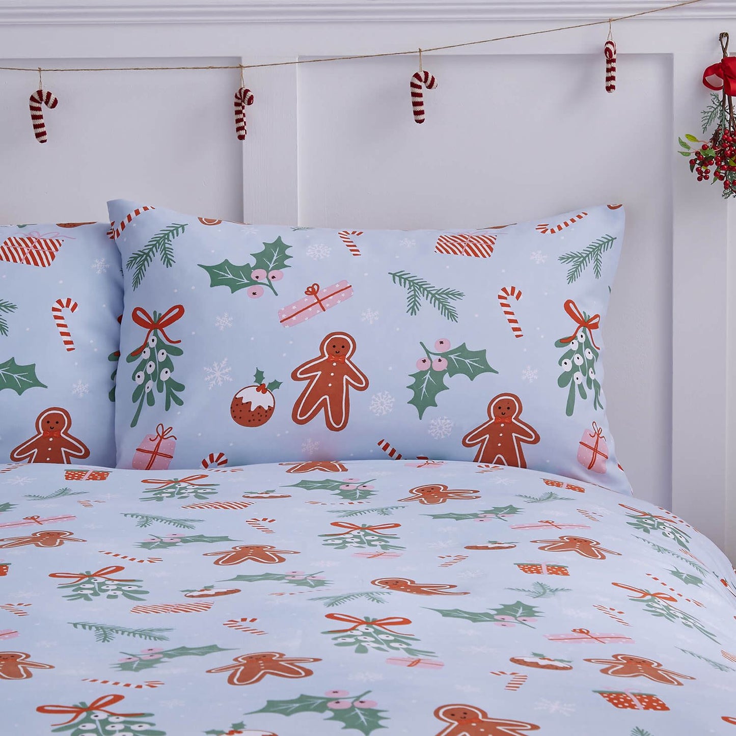 Christmas Gingerbread Blue Duvet Cover Set