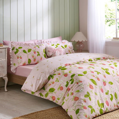 Catherine Lansfield Strawberry Frills Pink Duvet Cover Set