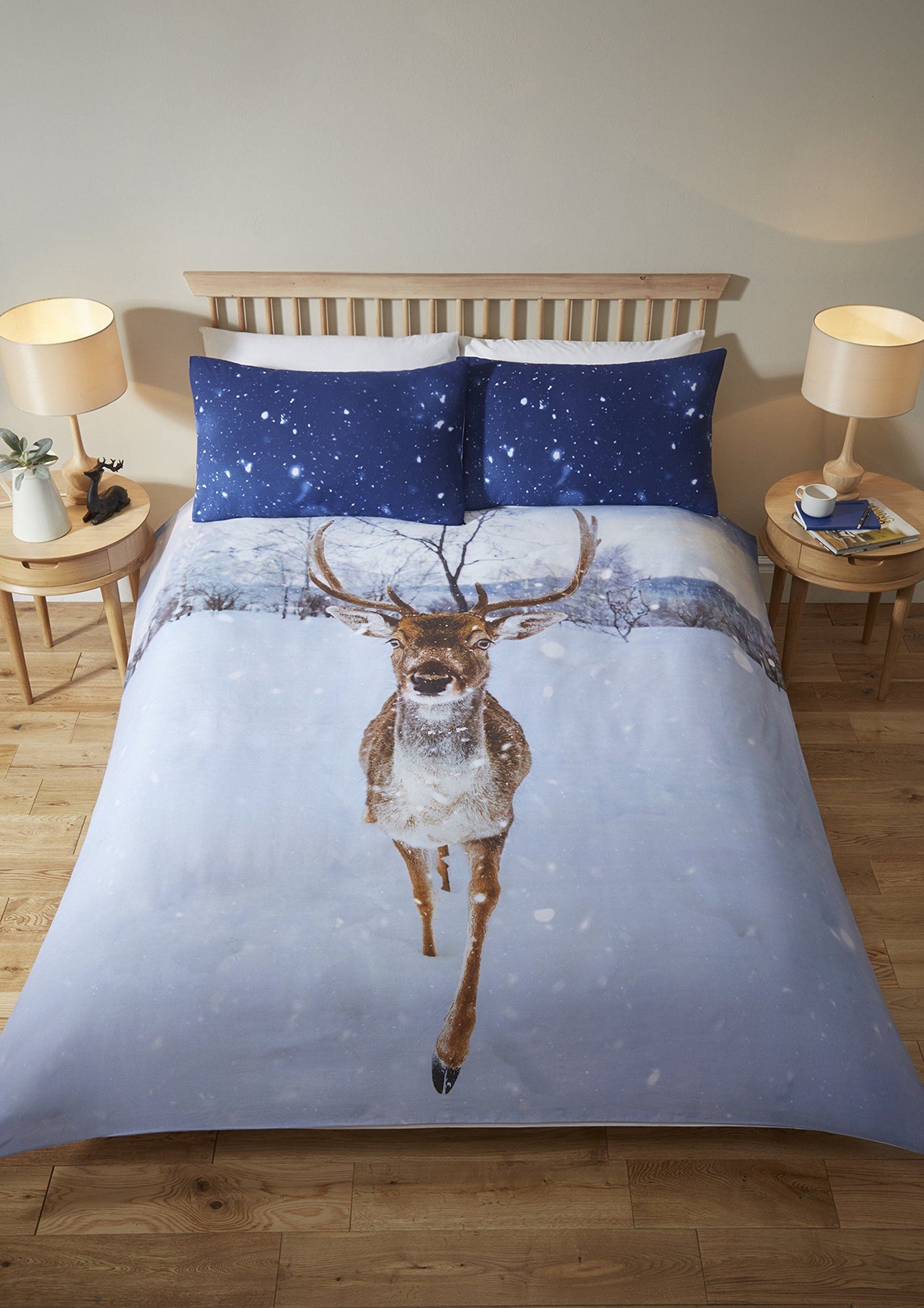 Montrose Stag Multi Duvet Set