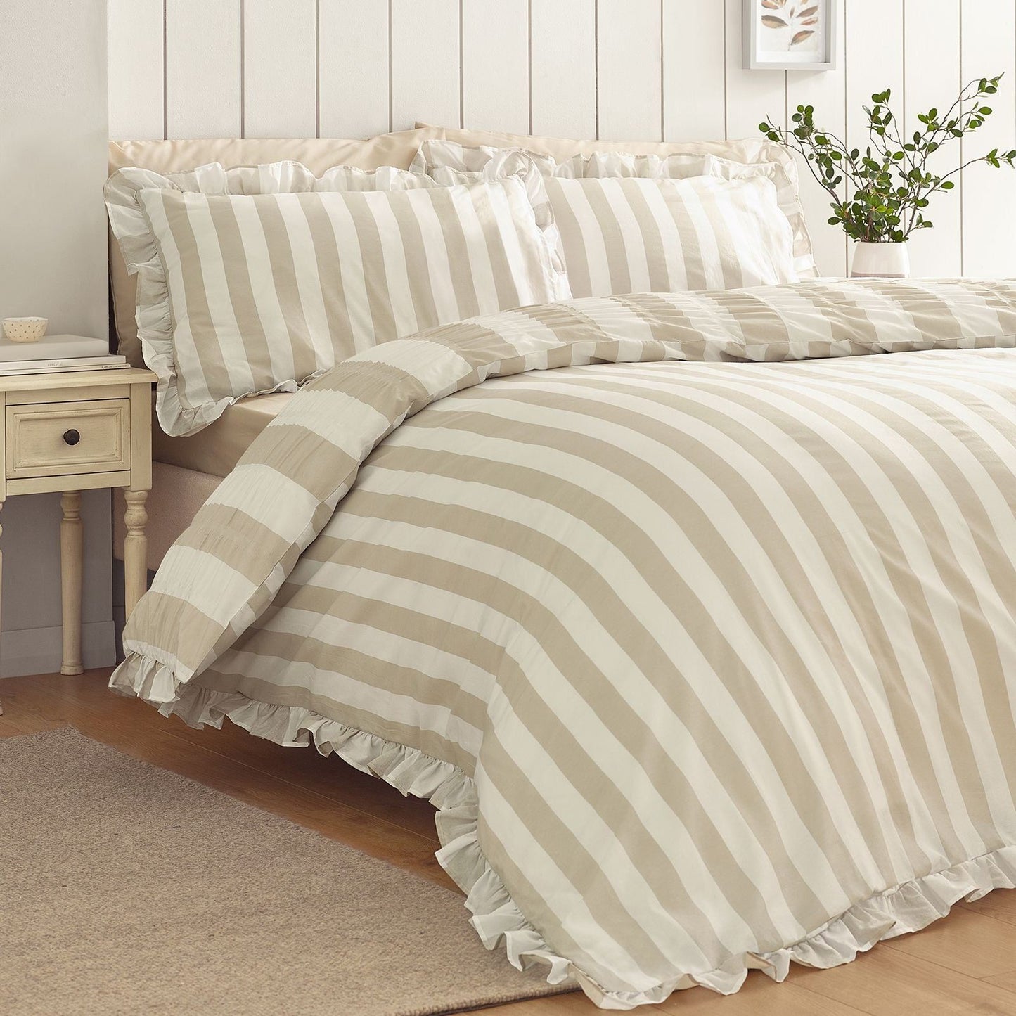 Catherine Lansfield Seersucker Frill Stripe Natural Duvet Cover Set