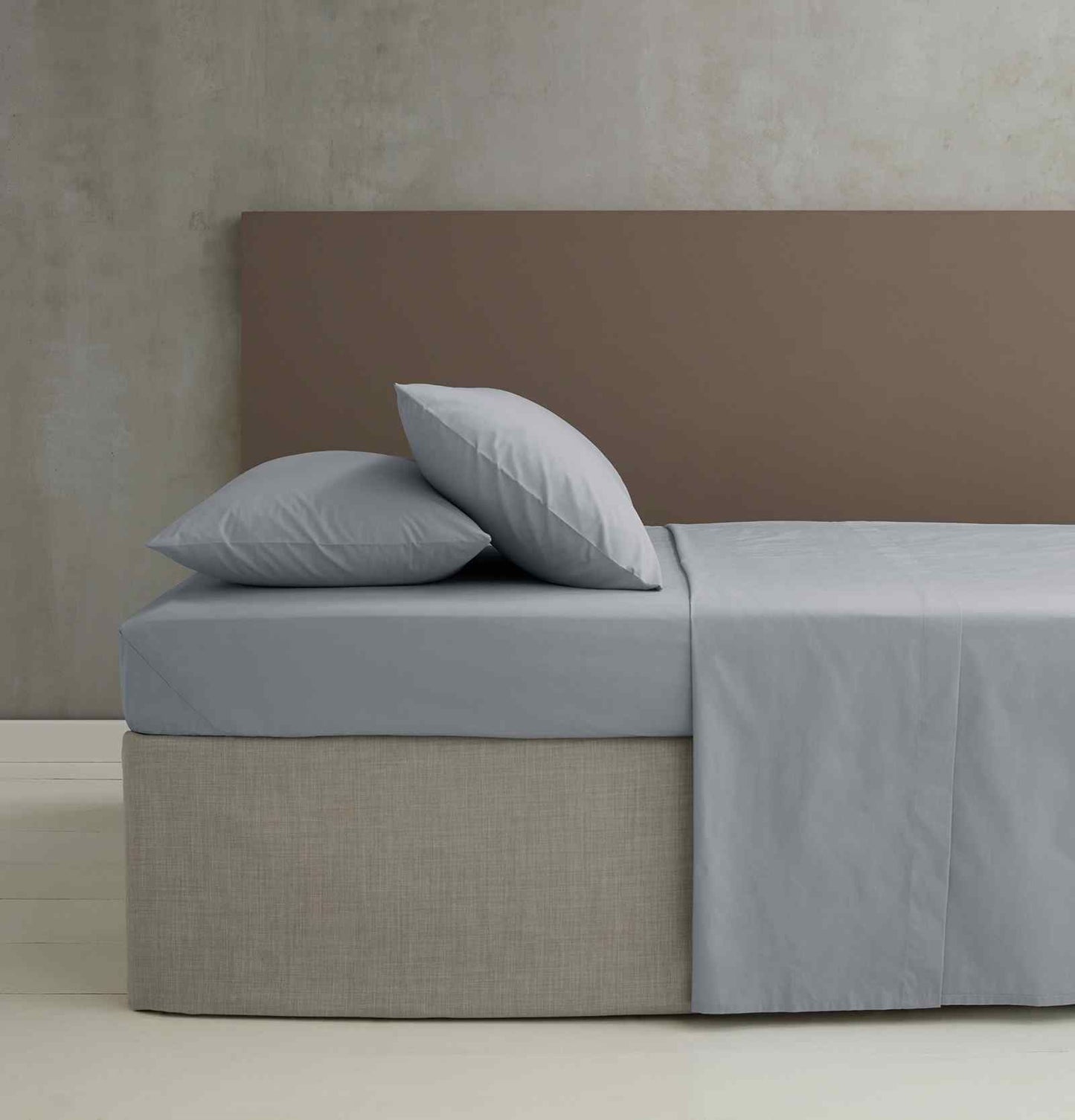 Easy Iron Percale Grey Fitted Sheet