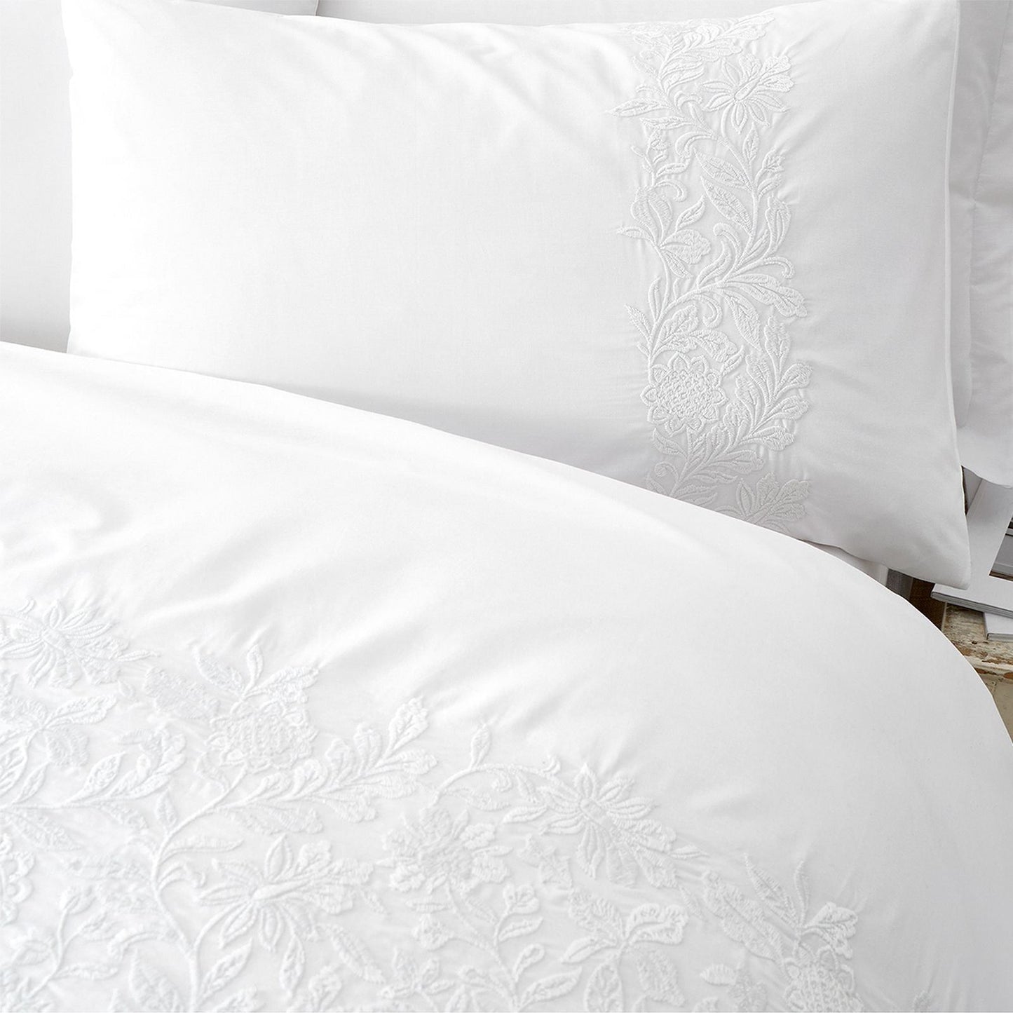 Bianca Embroidery Floral White Duvet Cover Set