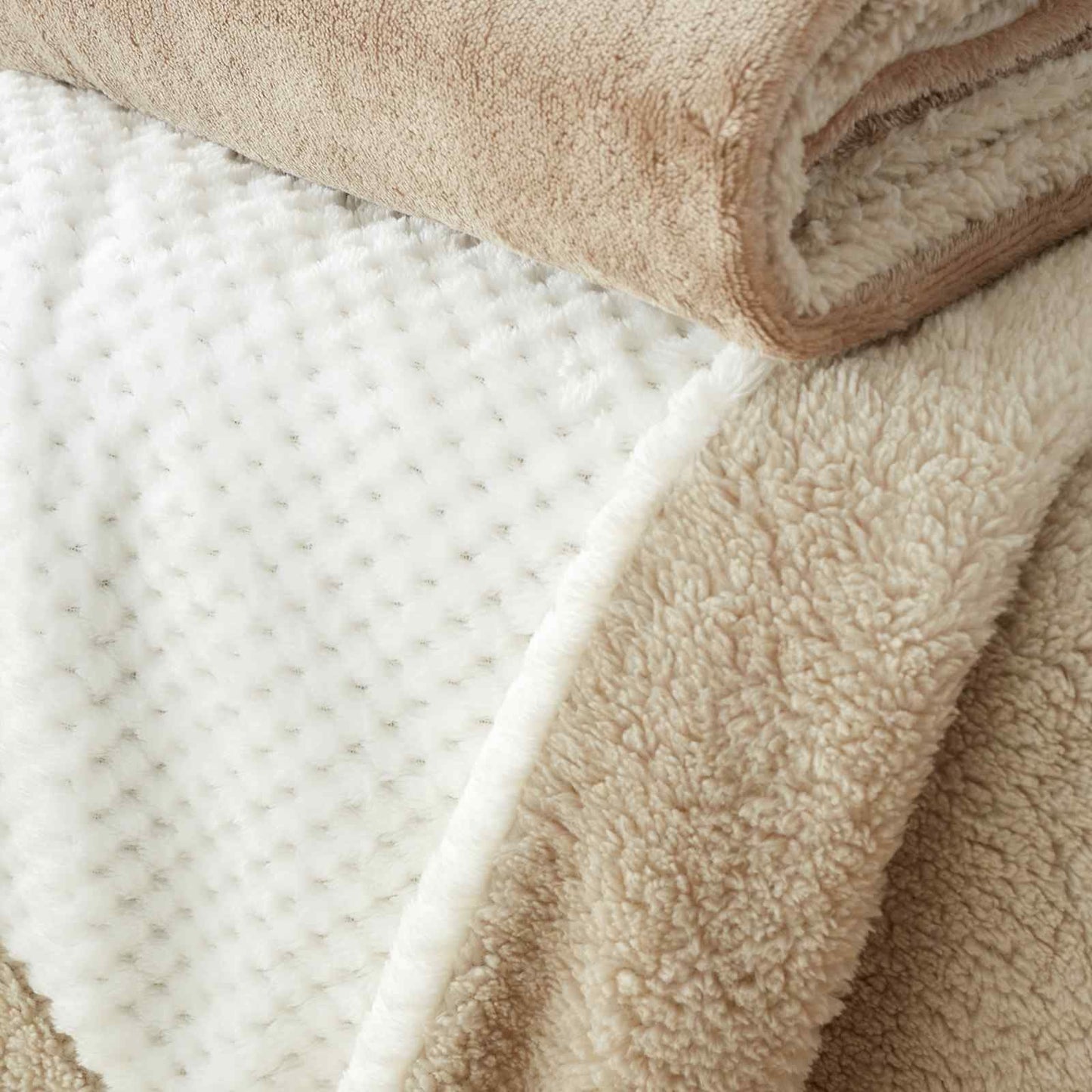 Cosy Larsson Geo Fleece Natural Blanket Throw
