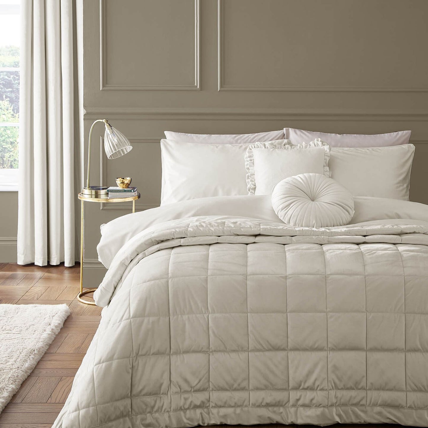 Kingsley Matt Velvet Cream Duvet Cover Set