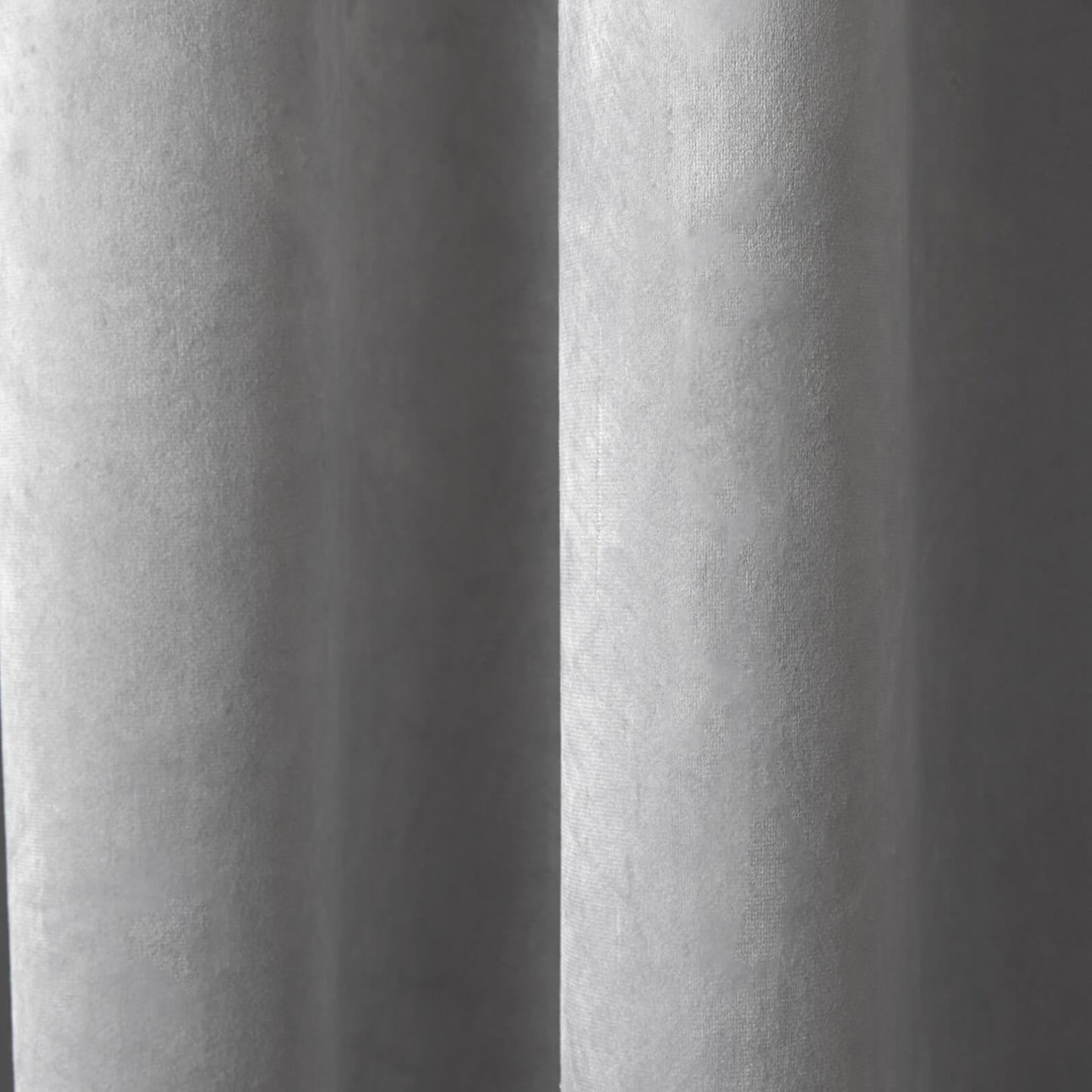 Montrose Silver Eyelet Curtains