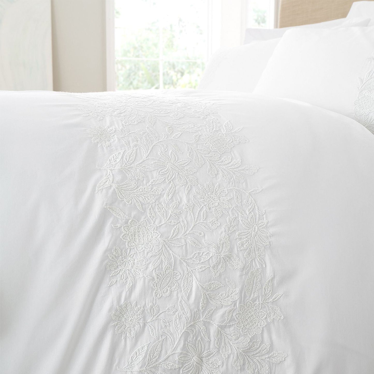 Bianca Embroidery Floral White Duvet Cover Set