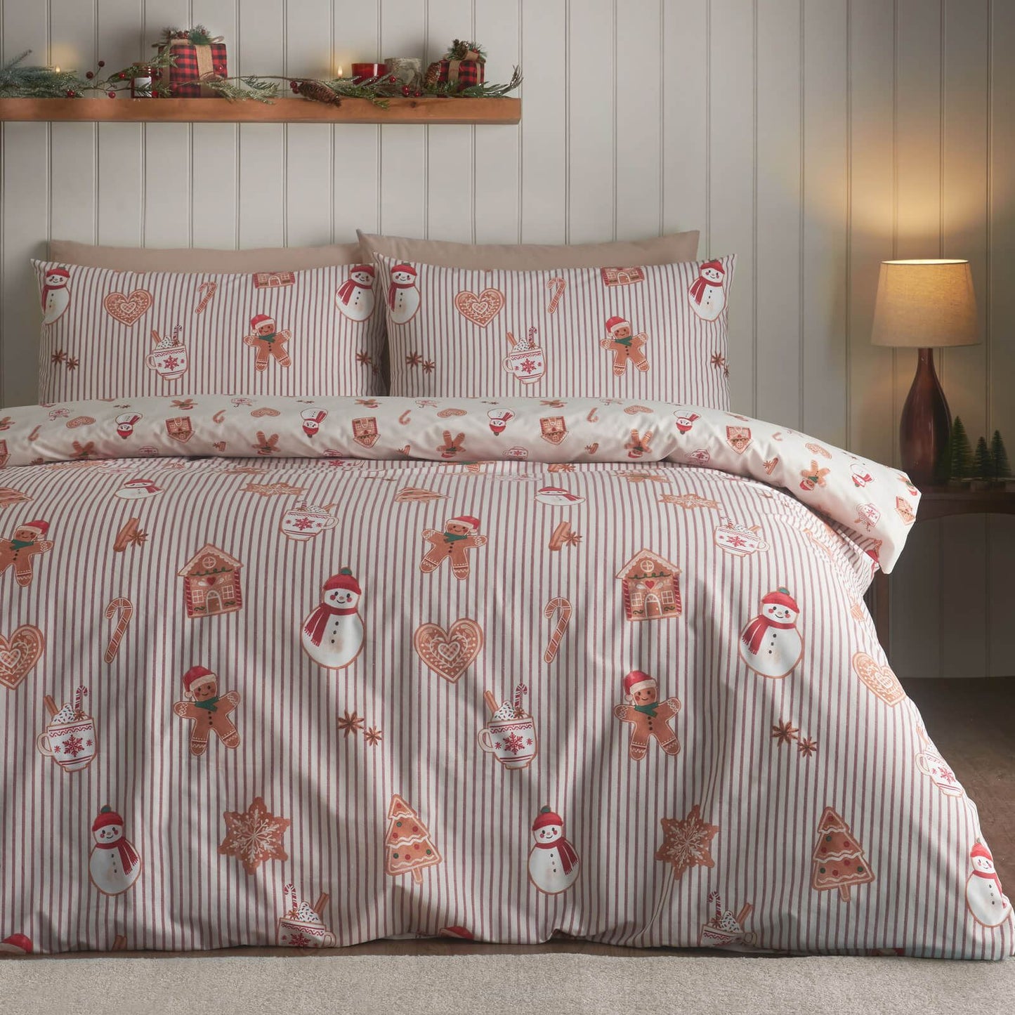 Catherine Lansfield Christmas Gingerbread Striped Reversible Bedding Duvet Cover Set Natural
