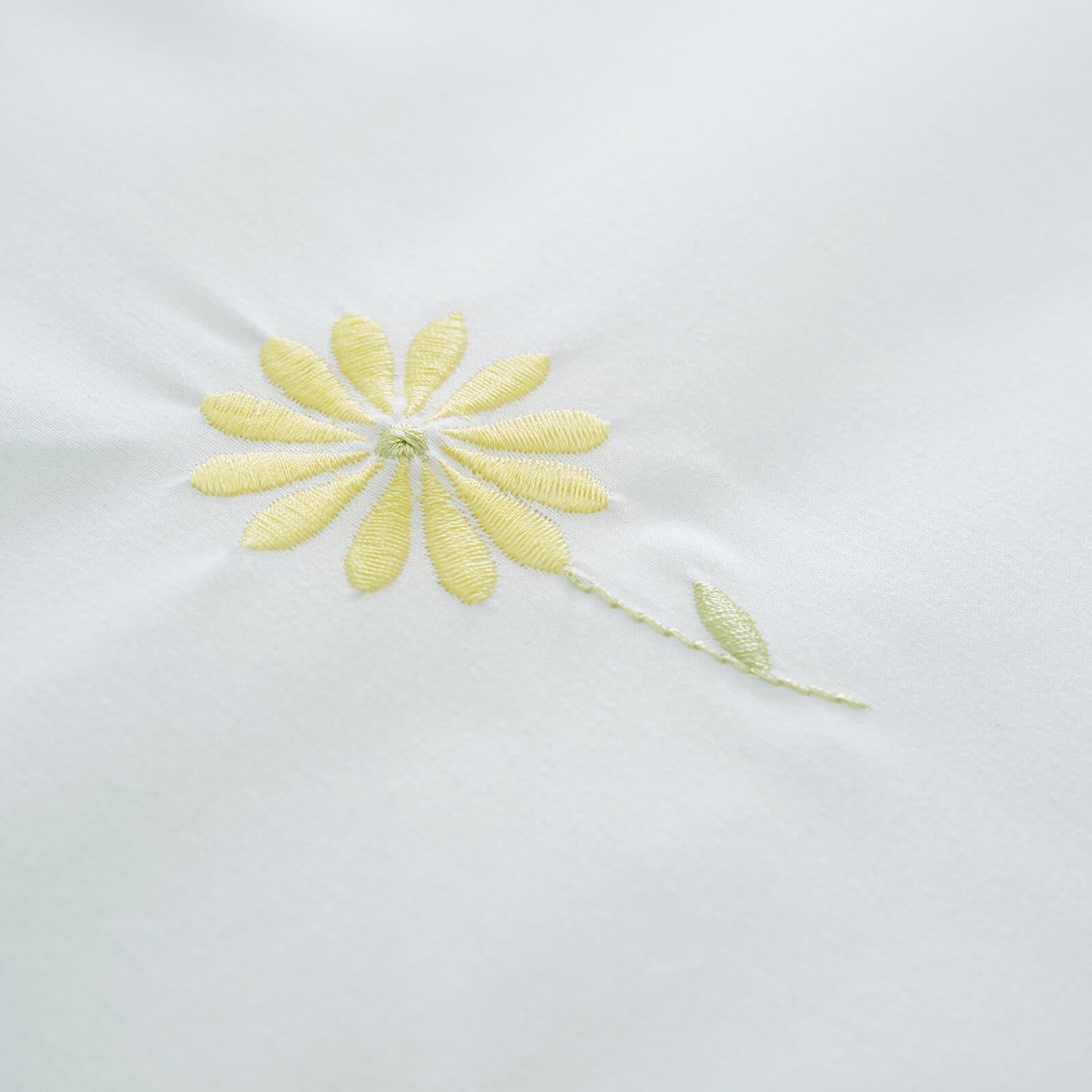 Lorna Embroidered Daisy White Yellow Duvet Cover Set