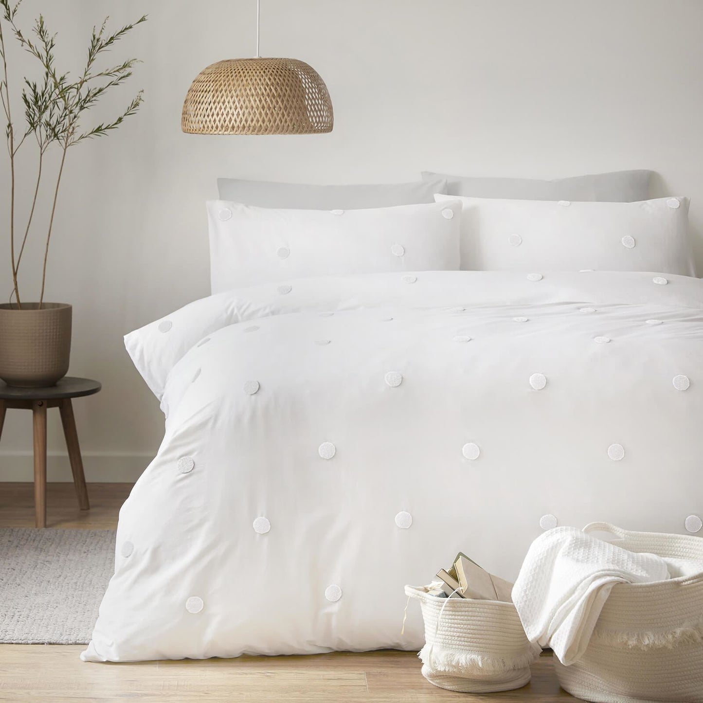 Dot Garden White/White Duvet Set