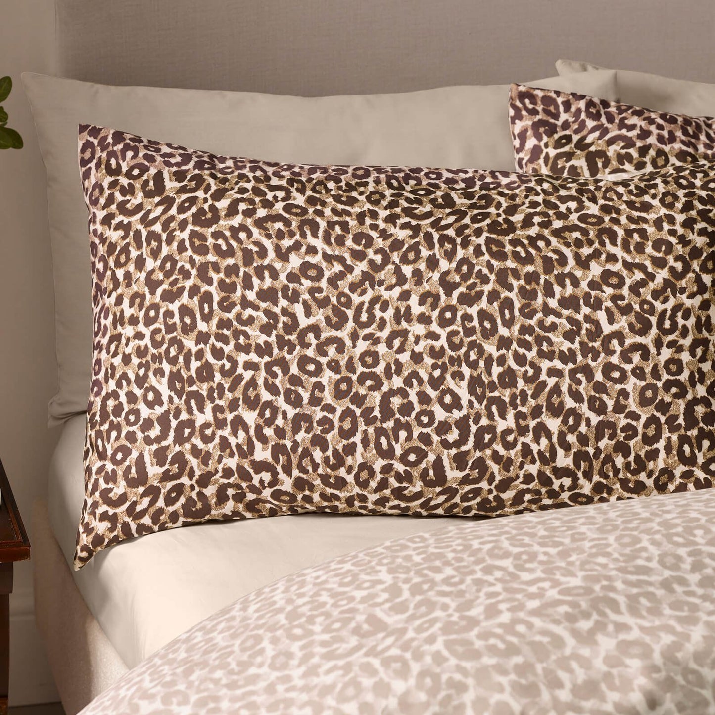 Catherine Lansfield Animal Print Faux Fur Blanket Throw Brown - 130x170cm