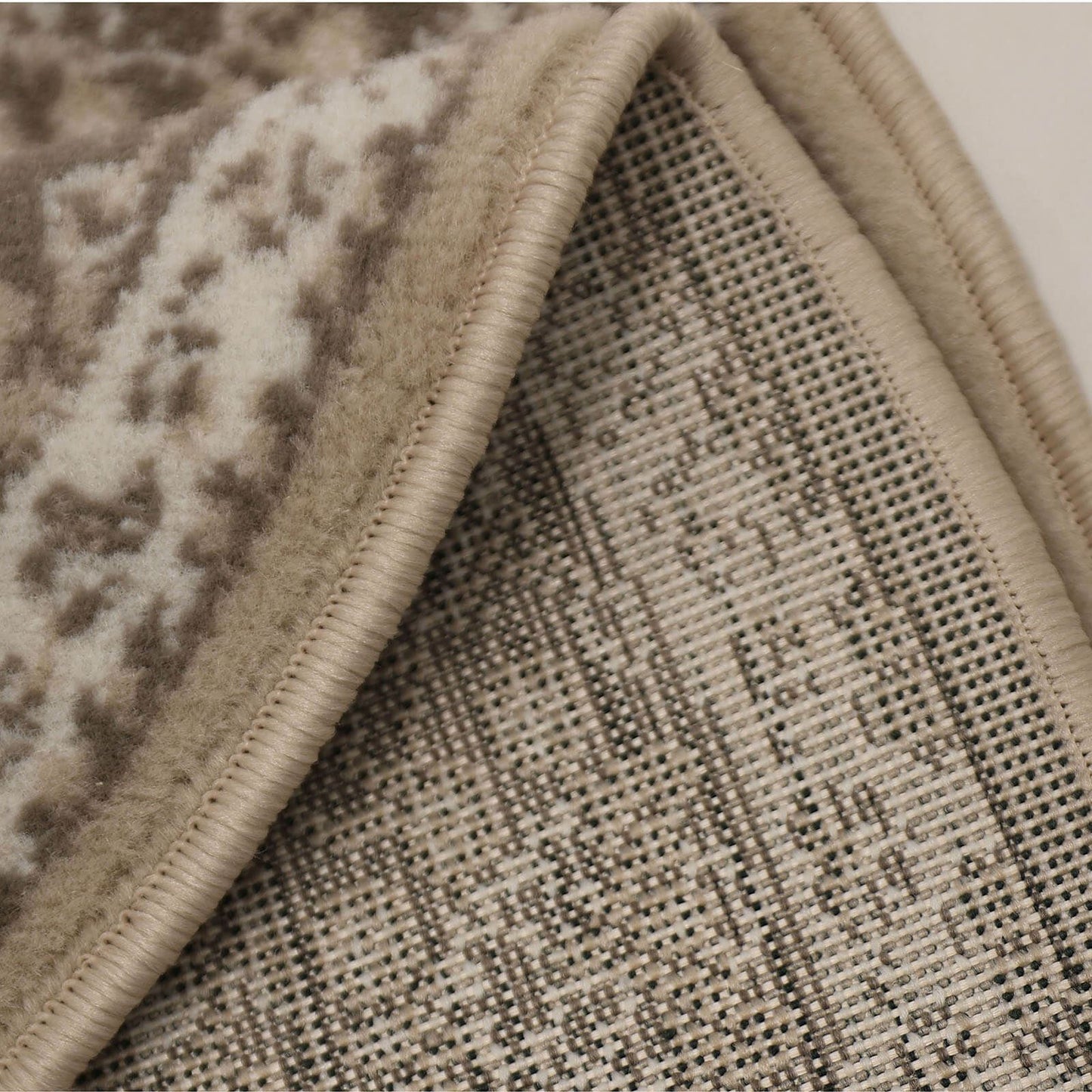 Maestro Natural Traditional Rug