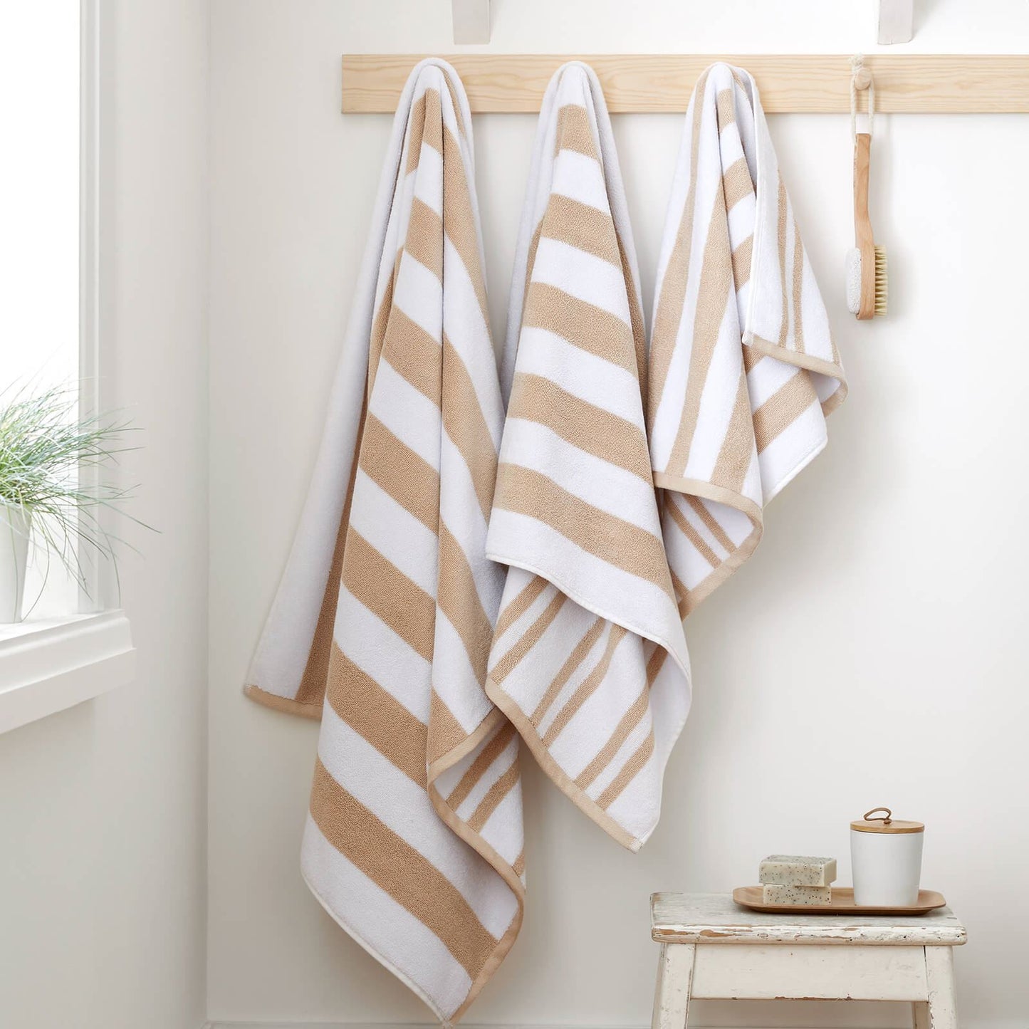 Reversible Stripe Jacquard Natural Bath Sheet - 90x140 cm