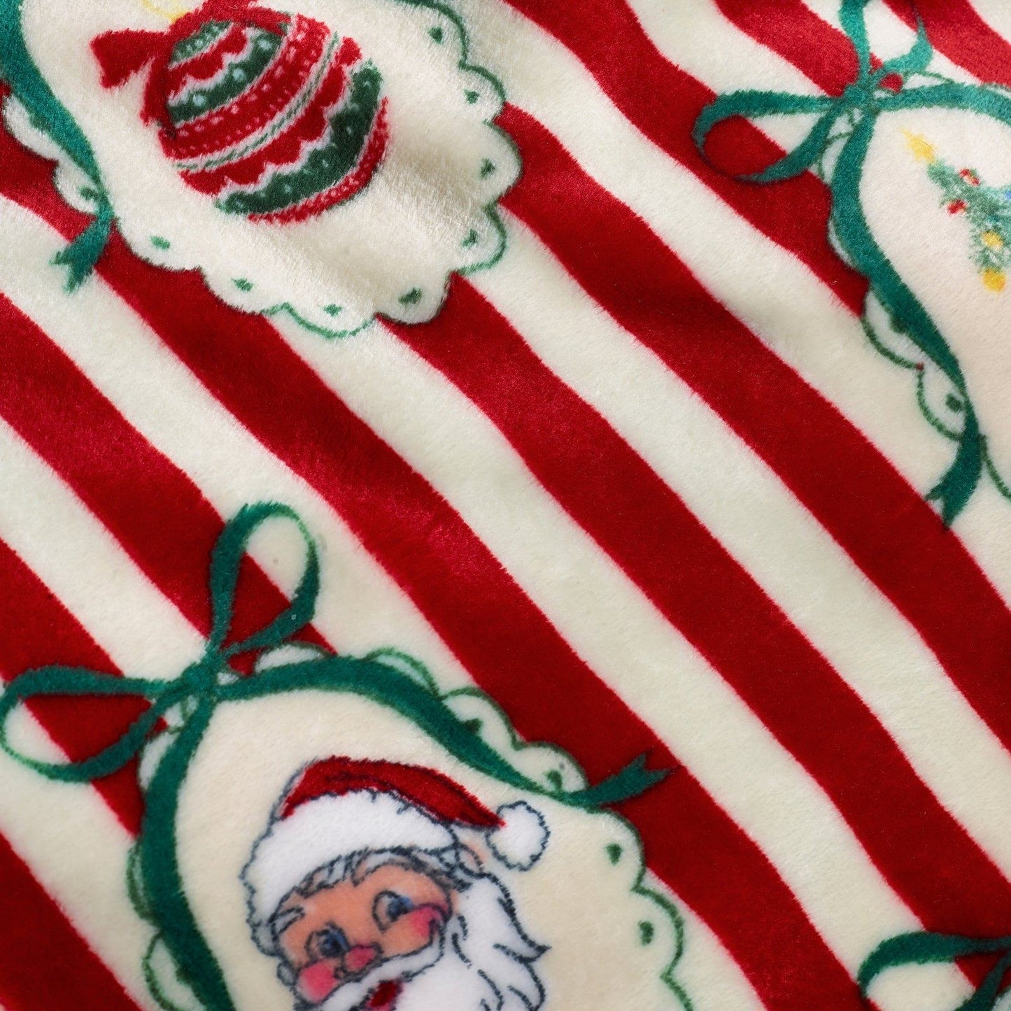 Catherine Lansfield Christmas Vintage Stripe Cosy Fleece Blanket Throw Red - 130x170cm