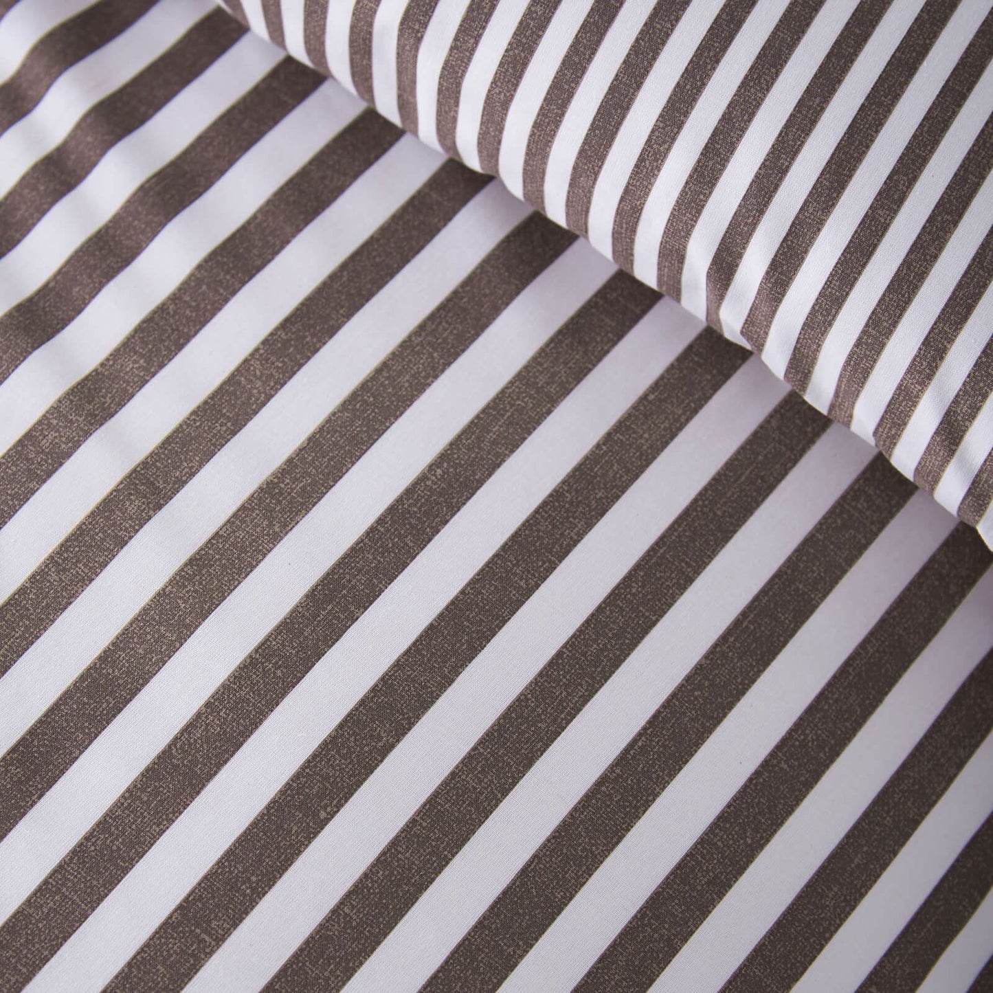 Catherine Lansfield Epping Textured Reversible Bedding Duvet Cover Set Chocolate