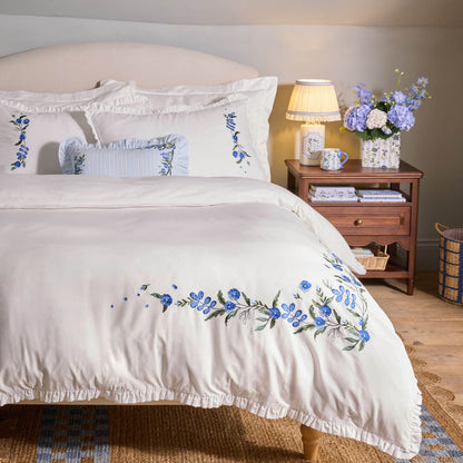 Cath Kidston Forget Me Knot Floral Cotton Bedding Duvet Cover Set White / Blue